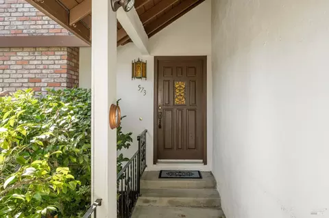573 Este Madera Dr, Sonoma, CA 95476 photo 4