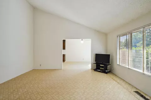 573 Este Madera Dr, Sonoma, CA 95476 photo 29