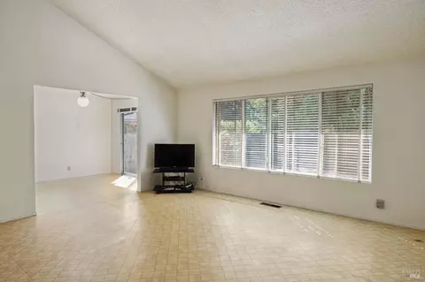 573 Este Madera Dr, Sonoma, CA 95476 photo 28