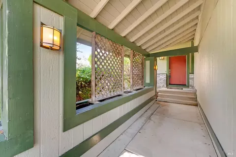 1049 S Ely Blvd S, Petaluma, CA 94954 photo 4