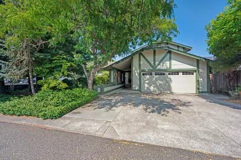 1049 S Ely Blvd S, Petaluma, CA 94954 photo 2