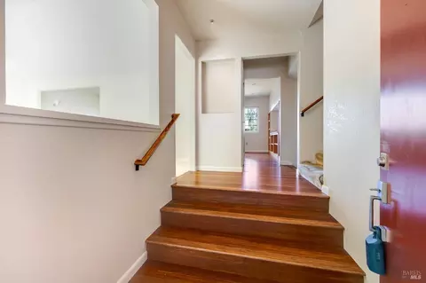 1049 S Ely Blvd S, Petaluma, CA 94954 photo 6