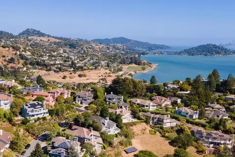 5 Cecilia Ct, Tiburon, CA 94920 photo 2