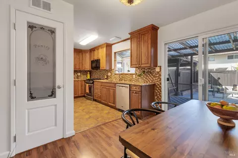 3430 Willis Dr, Napa, CA 94558 photo 6