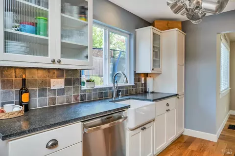 4 Capitola Ct, Napa, CA 94559 photo 10
