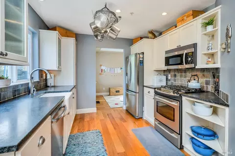 4 Capitola Ct, Napa, CA 94559 photo 9