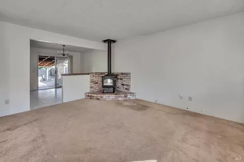 8470 Old Oak Rd, Windsor, CA 95492 photo 6