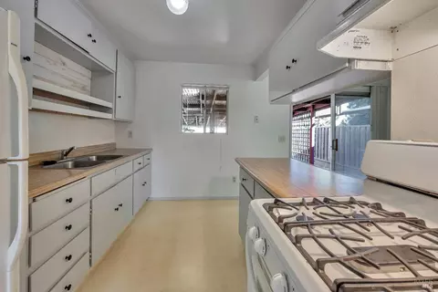 8470 Old Oak Rd, Windsor, CA 95492 photo 12