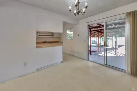 8470 Old Oak Rd, Windsor, CA 95492 photo 14