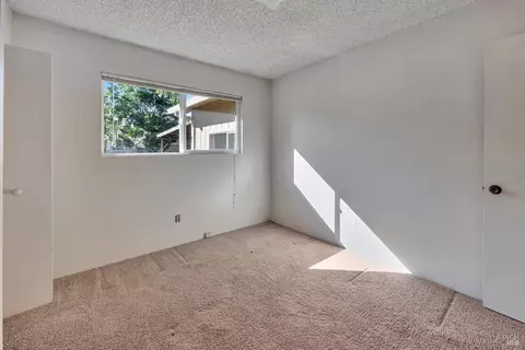 8470 Old Oak Rd, Windsor, CA 95492 photo 18