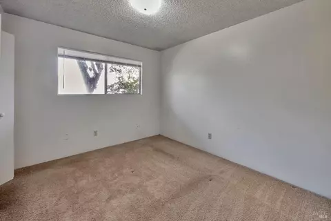 8470 Old Oak Rd, Windsor, CA 95492 photo 21