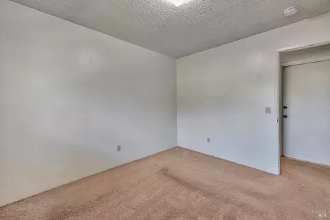 8470 Old Oak Rd, Windsor, CA 95492 photo 24