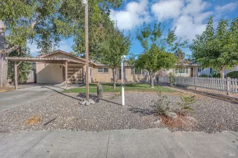 8470 Old Oak Rd, Windsor, CA 95492 photo 2