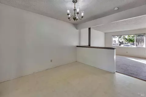 8470 Old Oak Rd, Windsor, CA 95492 photo 16