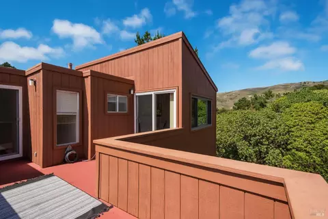 2 White Way, Muir Beach, CA 94965 photo 11