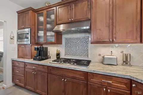 9550 Ashley Dr, Windsor, CA 95492 photo 6