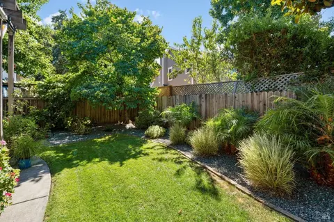 9550 Ashley Dr, Windsor, CA 95492 photo 33