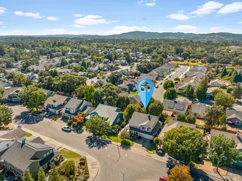 9550 Ashley Dr, Windsor, CA 95492 photo 3