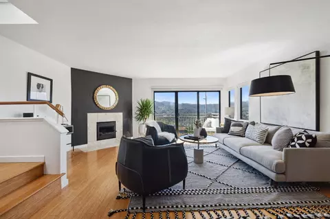 367 Headlands Ct, Sausalito, CA 94965