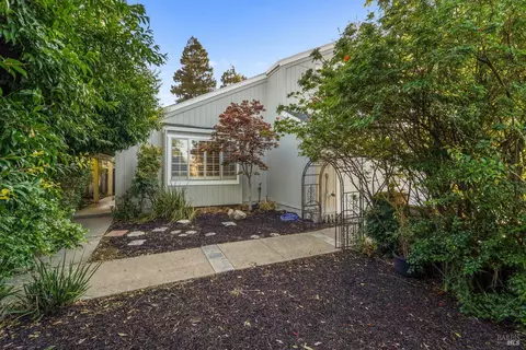 567 Sandy Way, Benicia, CA 94510