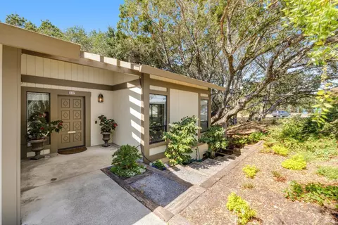 337 Pleasant St, Petaluma, CA 94952