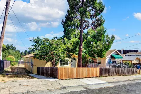 150 Frisbie St, Vallejo, CA 94590 photo 2