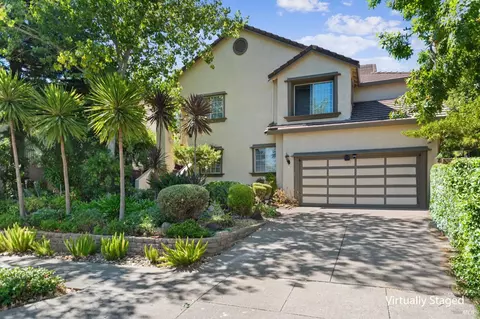 1916 Garden Meadow Ave, Fairfield, CA 94534