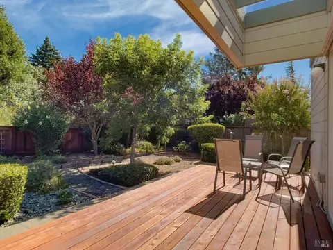 639 Crocus Dr, Sonoma, CA 95476 photo 22