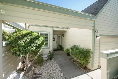 639 Crocus Dr, Sonoma, CA 95476 photo 2