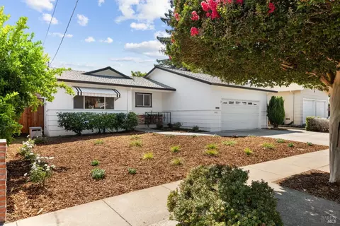 1443 Sheridan Dr, Napa, CA 94558