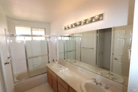 782 Miramonte St, Windsor, CA 95492 photo 12