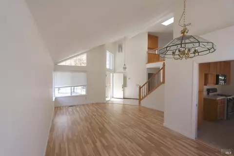 782 Miramonte St, Windsor, CA 95492 photo 3