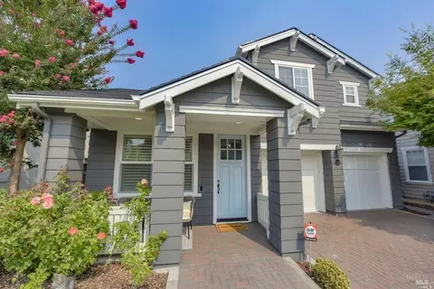 23 Woodbridge Way, Novato, CA 94949
