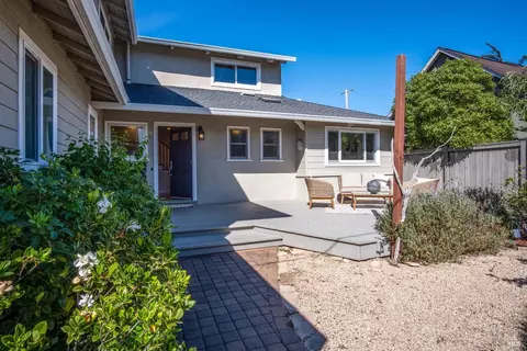 16 Estrada Ln, Corte Madera, CA 94925 photo 3