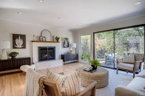 16 Estrada Ln, Corte Madera, CA 94925 photo 8