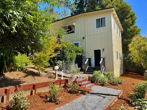 8141 Grape Ave, Forestville, CA 95436