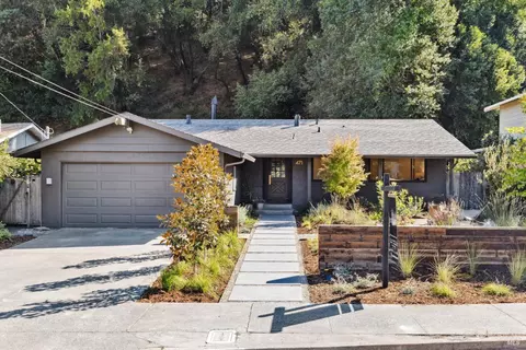 471 Blackstone Dr, San Rafael, CA 94903