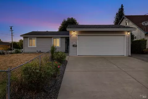 7626 Bobbie Way, Rohnert Park, CA 94928