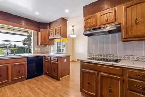 144 Elna Dr, Vallejo, CA 94591 photo 15