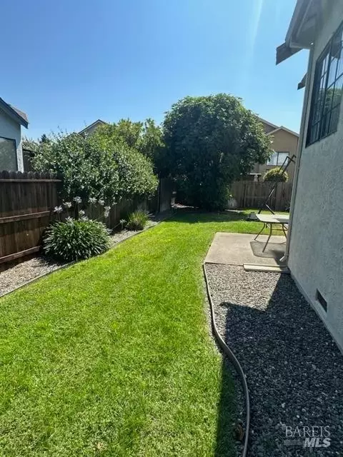 1013 Hickory Ave, Fairfield, CA 94533 photo 21