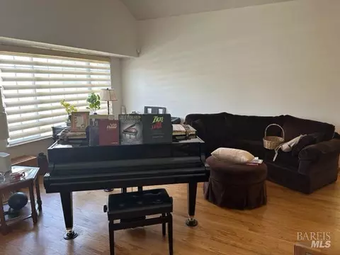 1013 Hickory Ave, Fairfield, CA 94533 photo 6