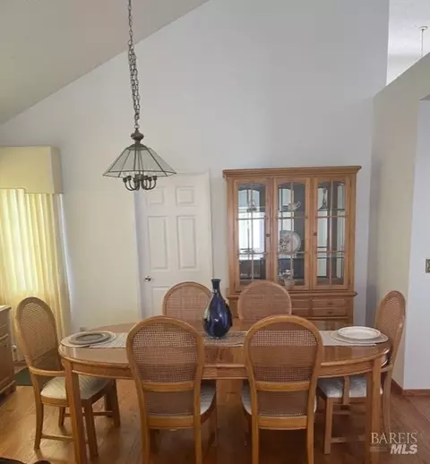 1013 Hickory Ave, Fairfield, CA 94533 photo 5