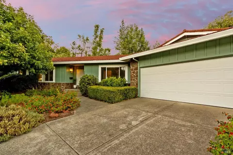680 Marin Oaks Dr, Novato, CA 94949