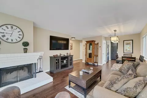 565 Lori Dr #33, Benicia, CA 94510