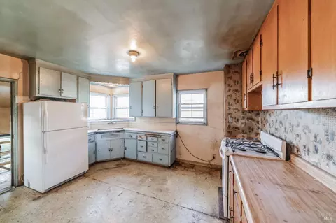 1025 4th St, Rodeo, CA 94572 photo 16