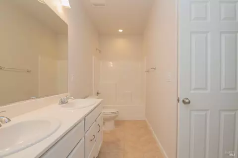 1680 Gold St, Dixon, CA 95620 photo 33