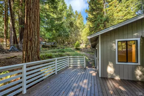 25098 Robin Cir, Willits, CA 95490 photo 3