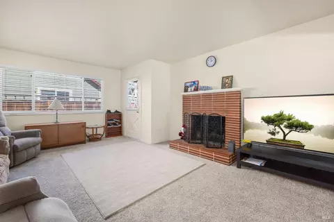 1540 Wright St, Santa Rosa, CA 95404 photo 8