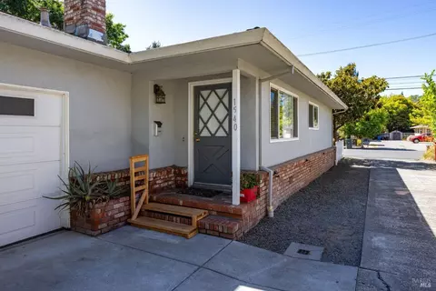1540 Wright St, Santa Rosa, CA 95404 photo 4