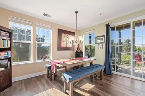 206 Johnson St, Windsor, CA 95492 photo 5